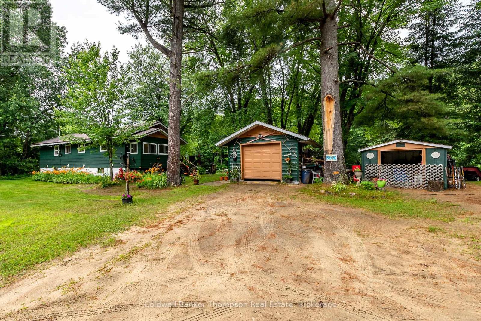 157 Groeger Road, Huntsville, Ontario  P1H 2J4 - Photo 50 - X12202429