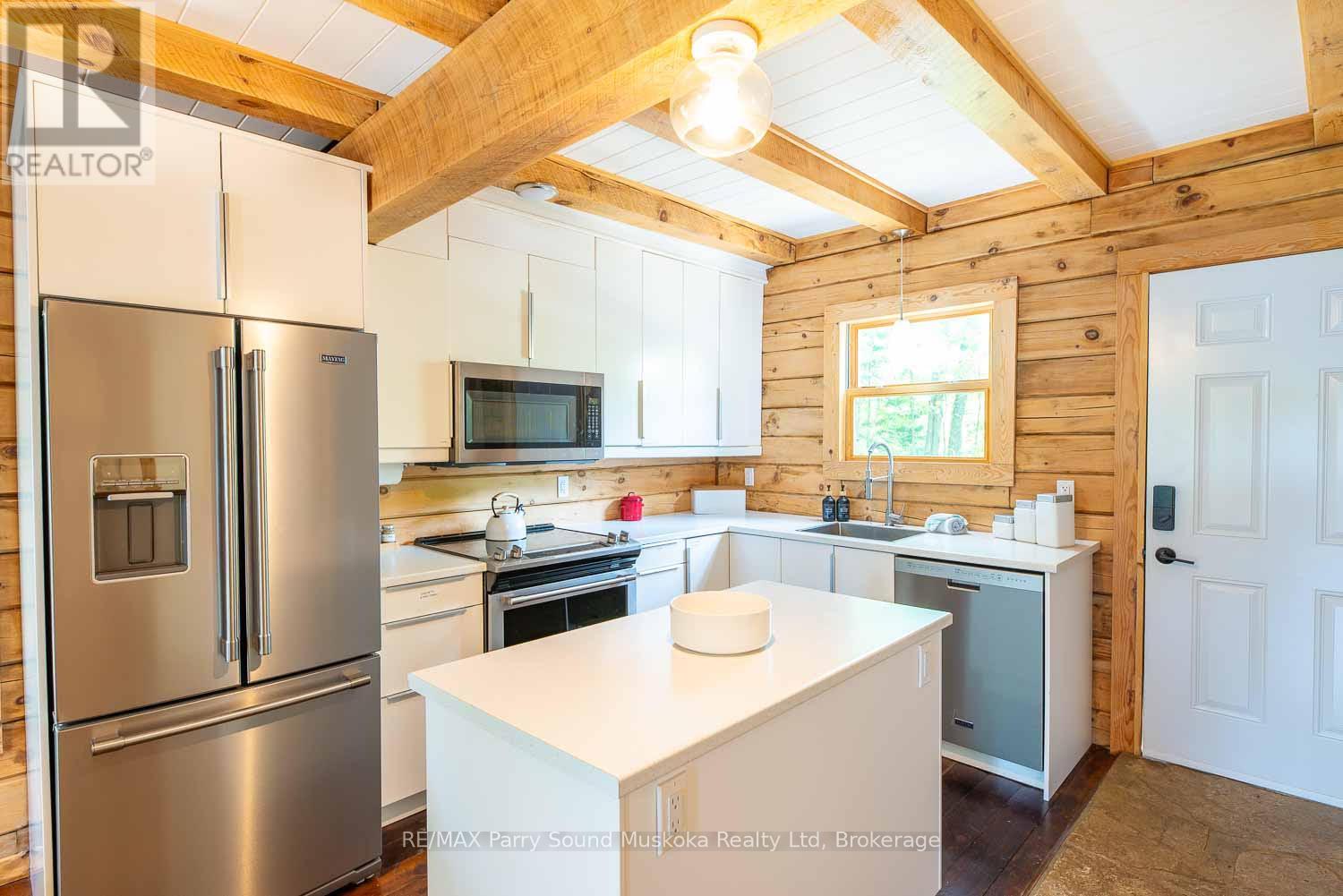 95 Pettit Lane, Kearney, Ontario  P0A 1M0 - Photo 6 - X12202440