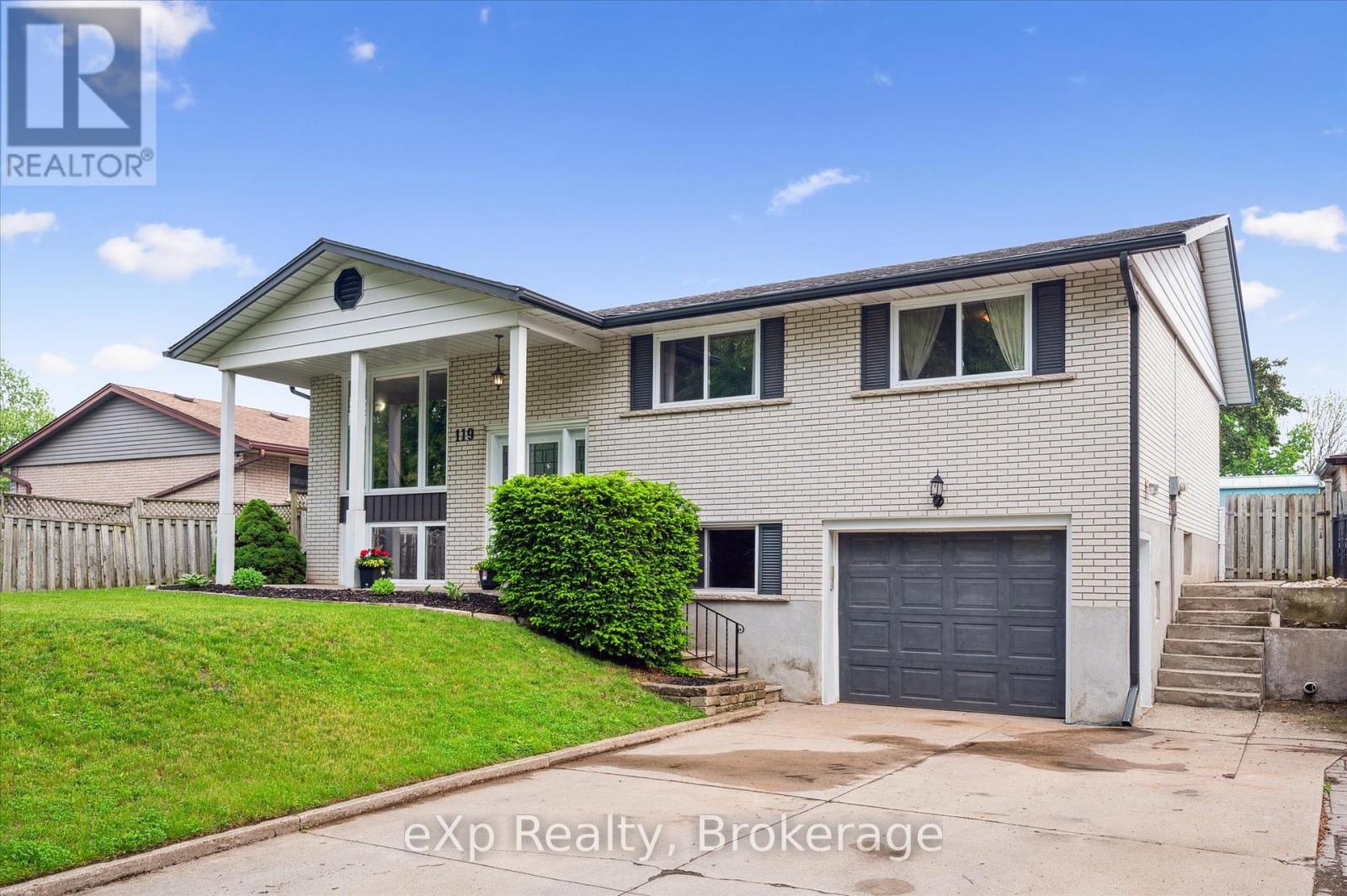 119 GIBSON DRIVE, Kitchener, Ontario