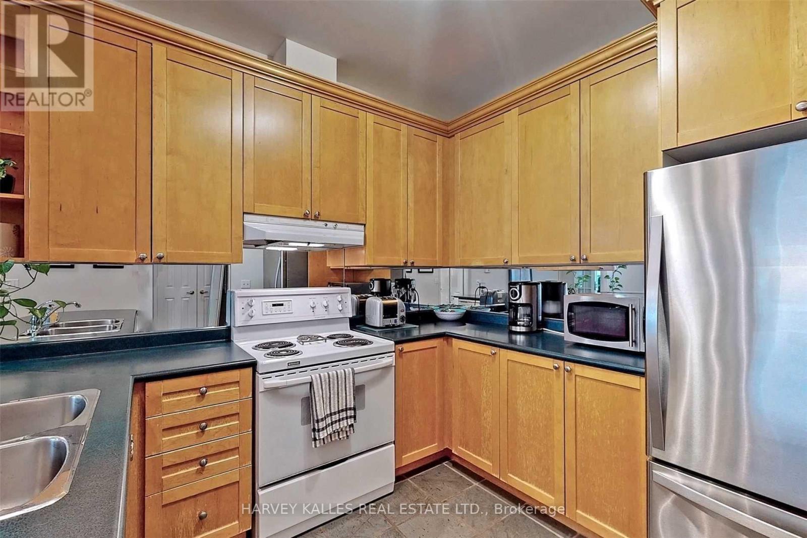 214 - 980 Yonge Street, Toronto, Ontario  M4W 3V8 - Photo 14 - C12202316