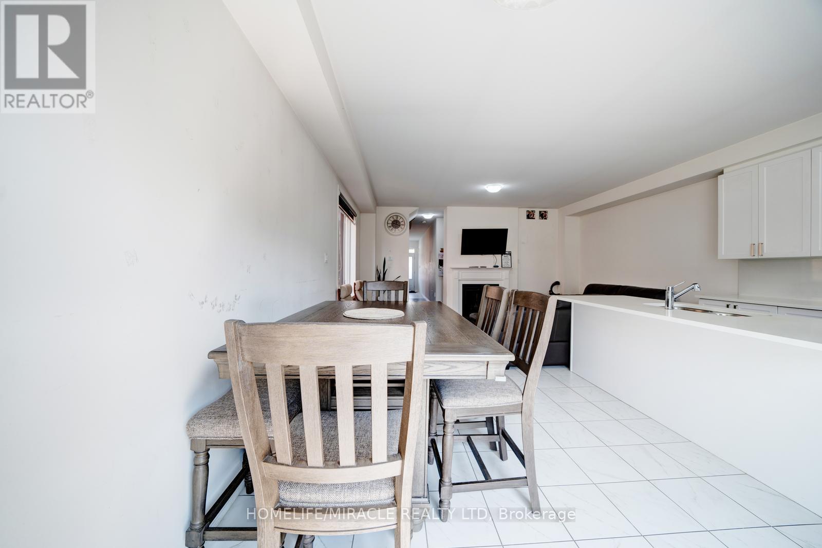 63 Auckland Drive, Whitby, Ontario  L1P 0H4 - Photo 20 - E12202279