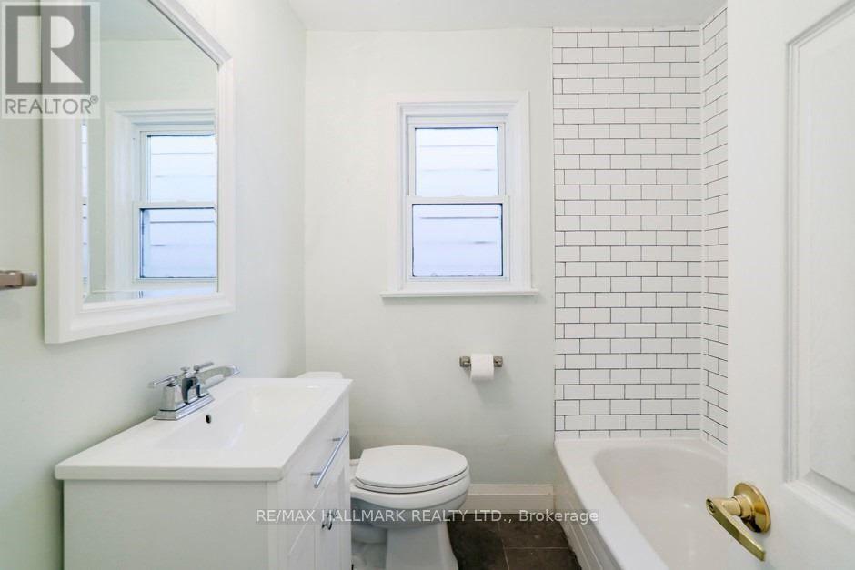 Main - 18 Northview Avenue, Toronto, Ontario  M1N 1W1 - Photo 5 - E12202293