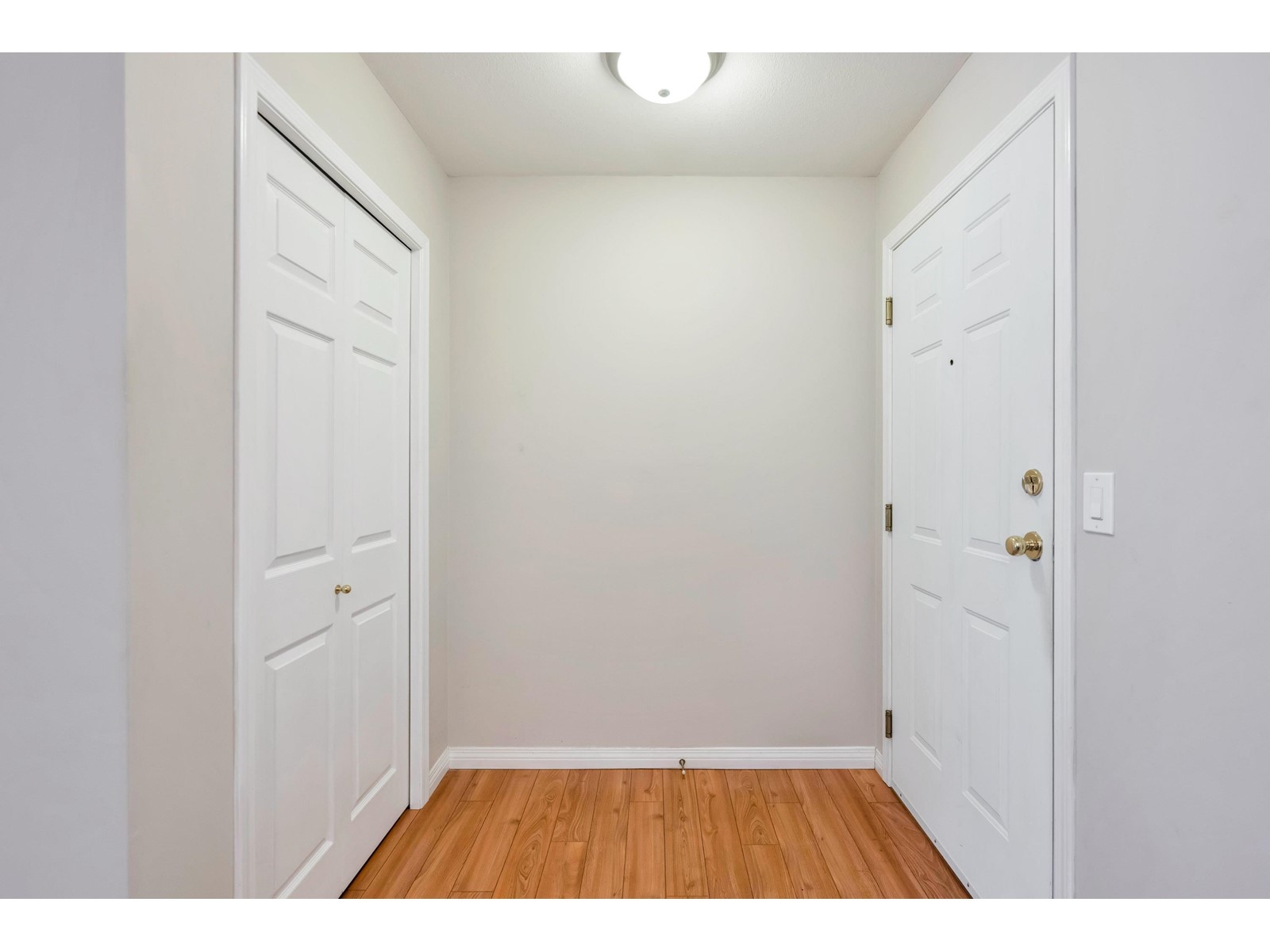 207 1280 Merklin Street, White Rock, British Columbia  V4B 4B9 - Photo 17 - R3011583