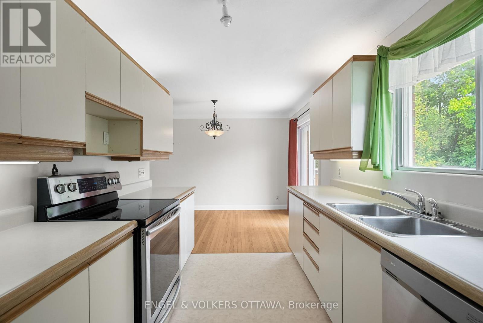 803 River Road, Ottawa, Ontario  K4M 0E2 - Photo 16 - X12202365