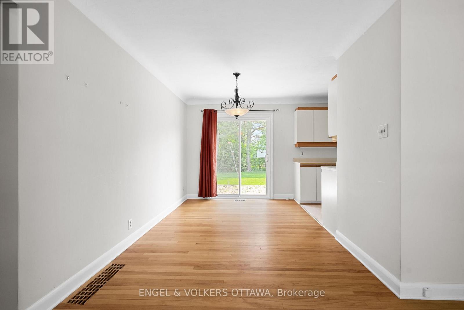 803 River Road, Ottawa, Ontario  K4M 0E2 - Photo 9 - X12202366