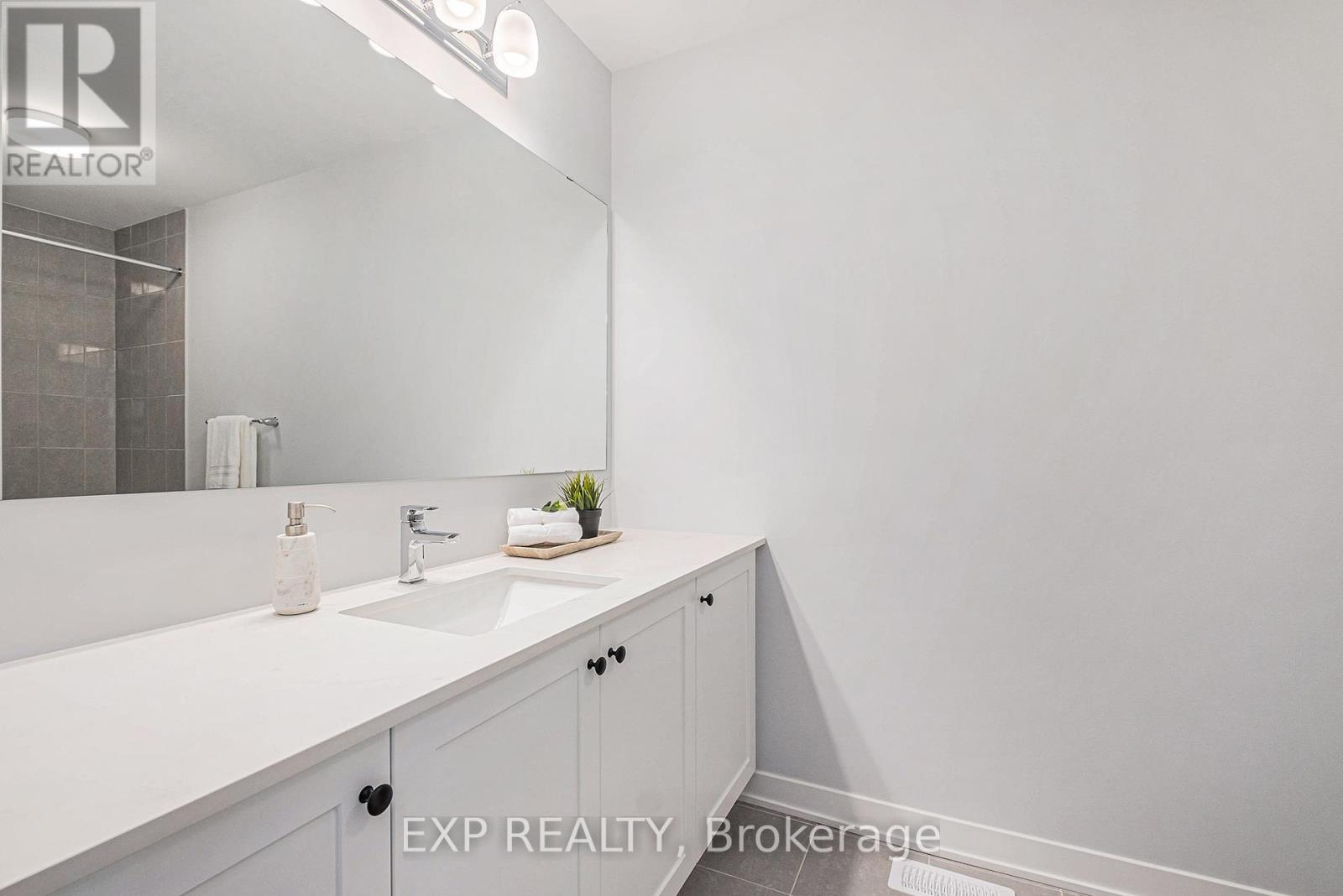107 Viburnum Terrace, Ottawa, Ontario  K0A 2Z0 - Photo 10 - X12202392