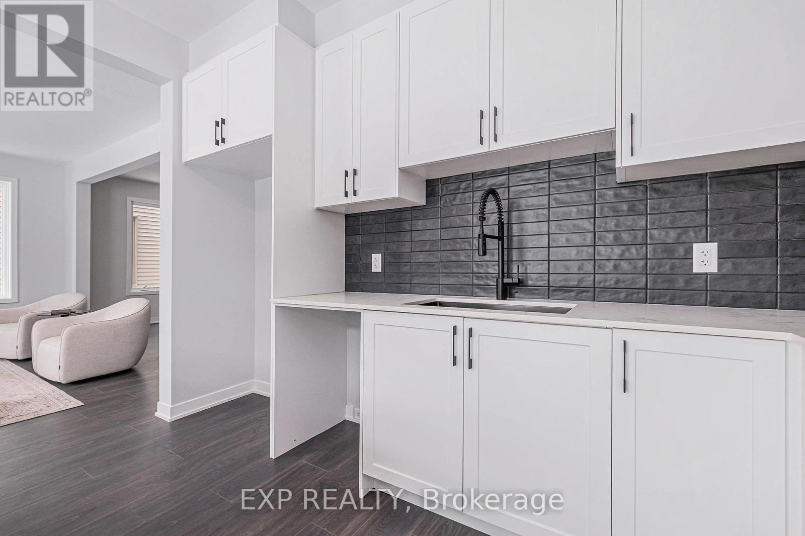 205 Parsnip Mews, Ottawa, Ontario  K0A 2Z0 - Photo 7 - X12202403