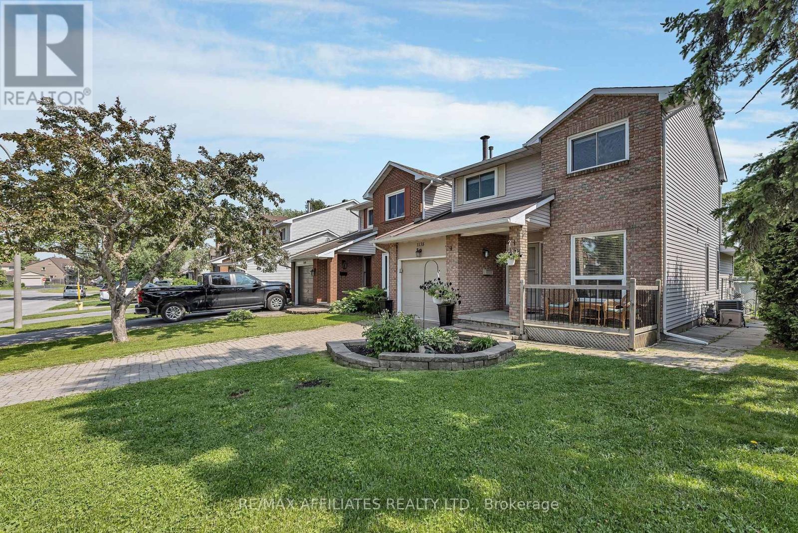 1138 Ste Agathe Park, Ottawa, Ontario  K1C 2B5 - Photo 3 - X12202474