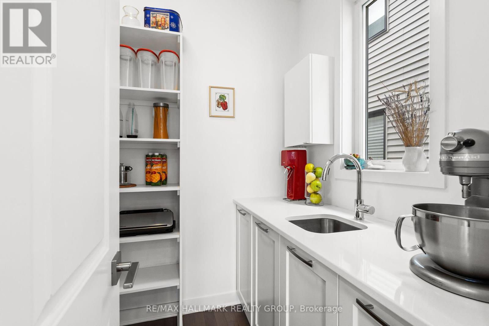 54 Whooping Crane Ridge, Ottawa, Ontario  K4M 0P2 - Photo 16 - X12202490