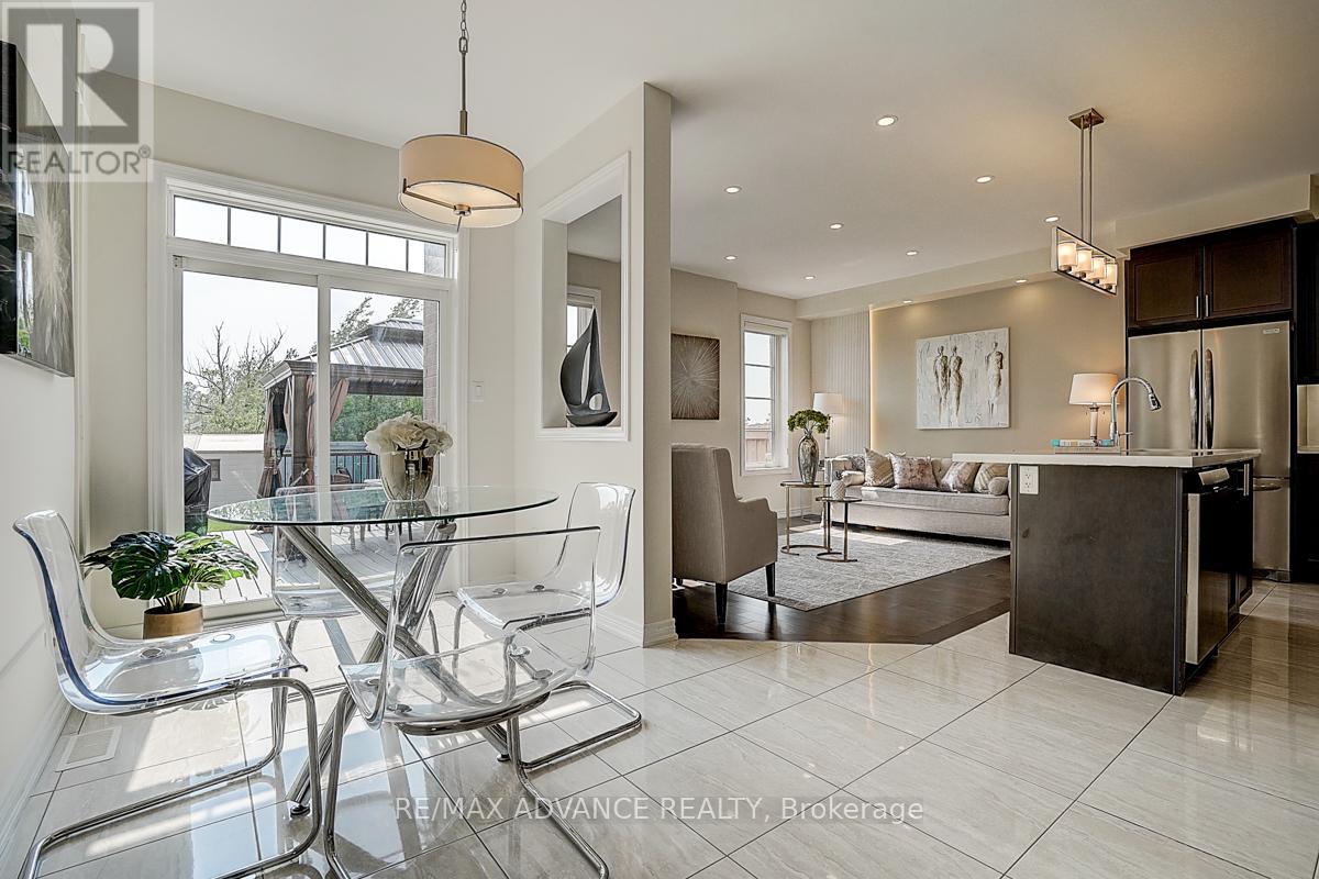24 Decast Crescent, Markham, Ontario  L6B 1N6 - Photo 11 - N12202262
