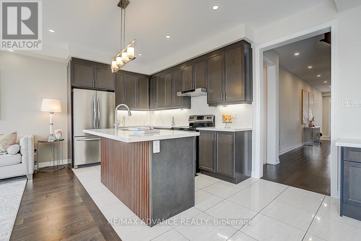 24 Decast Crescent, Markham, Ontario  L6B 1N6 - Photo 14 - N12202262