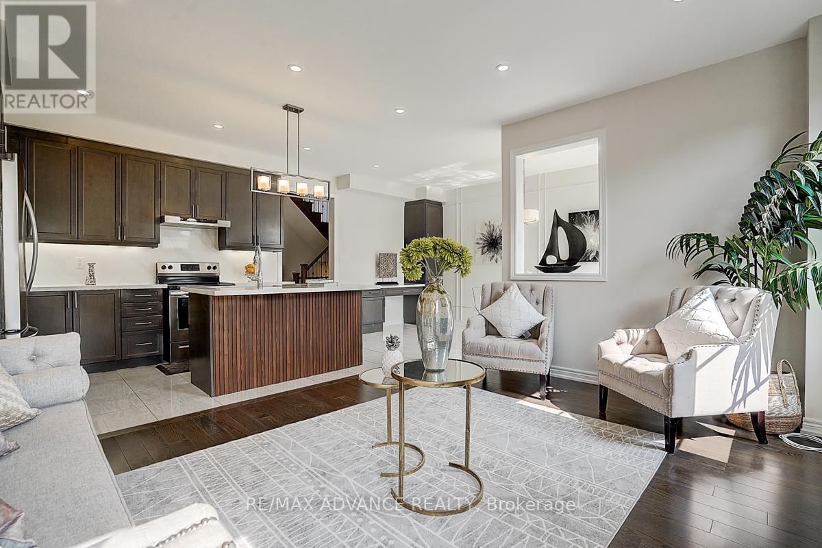 24 Decast Crescent, Markham, Ontario  L6B 1N6 - Photo 19 - N12202262