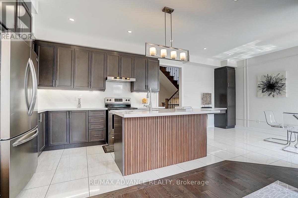 24 Decast Crescent, Markham, Ontario  L6B 1N6 - Photo 23 - N12202262