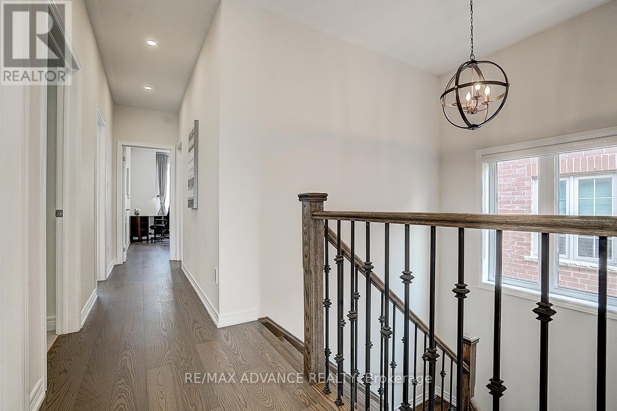 24 Decast Crescent, Markham, Ontario  L6B 1N6 - Photo 28 - N12202262