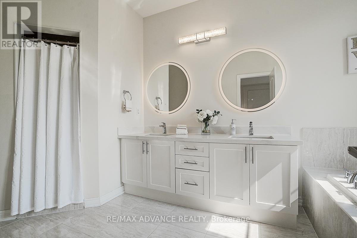 24 Decast Crescent, Markham, Ontario  L6B 1N6 - Photo 32 - N12202262