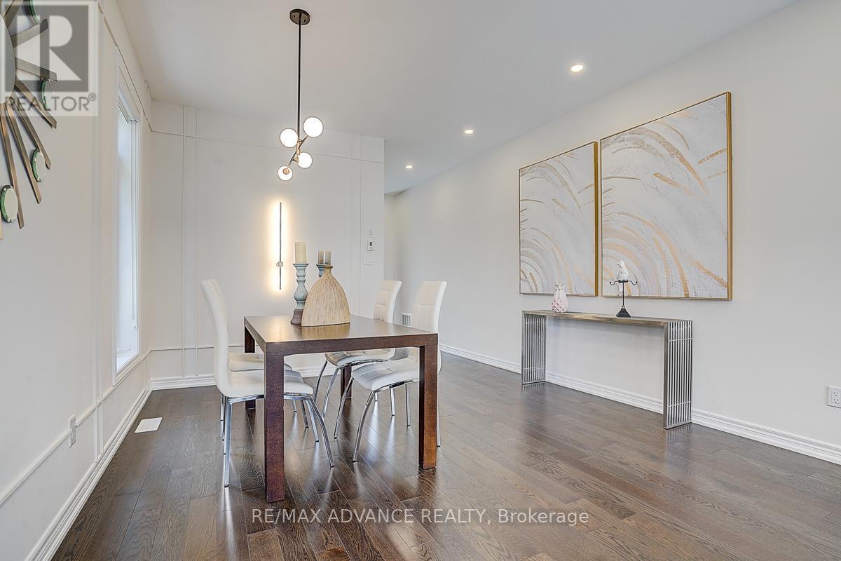 24 Decast Crescent, Markham, Ontario  L6B 1N6 - Photo 5 - N12202262