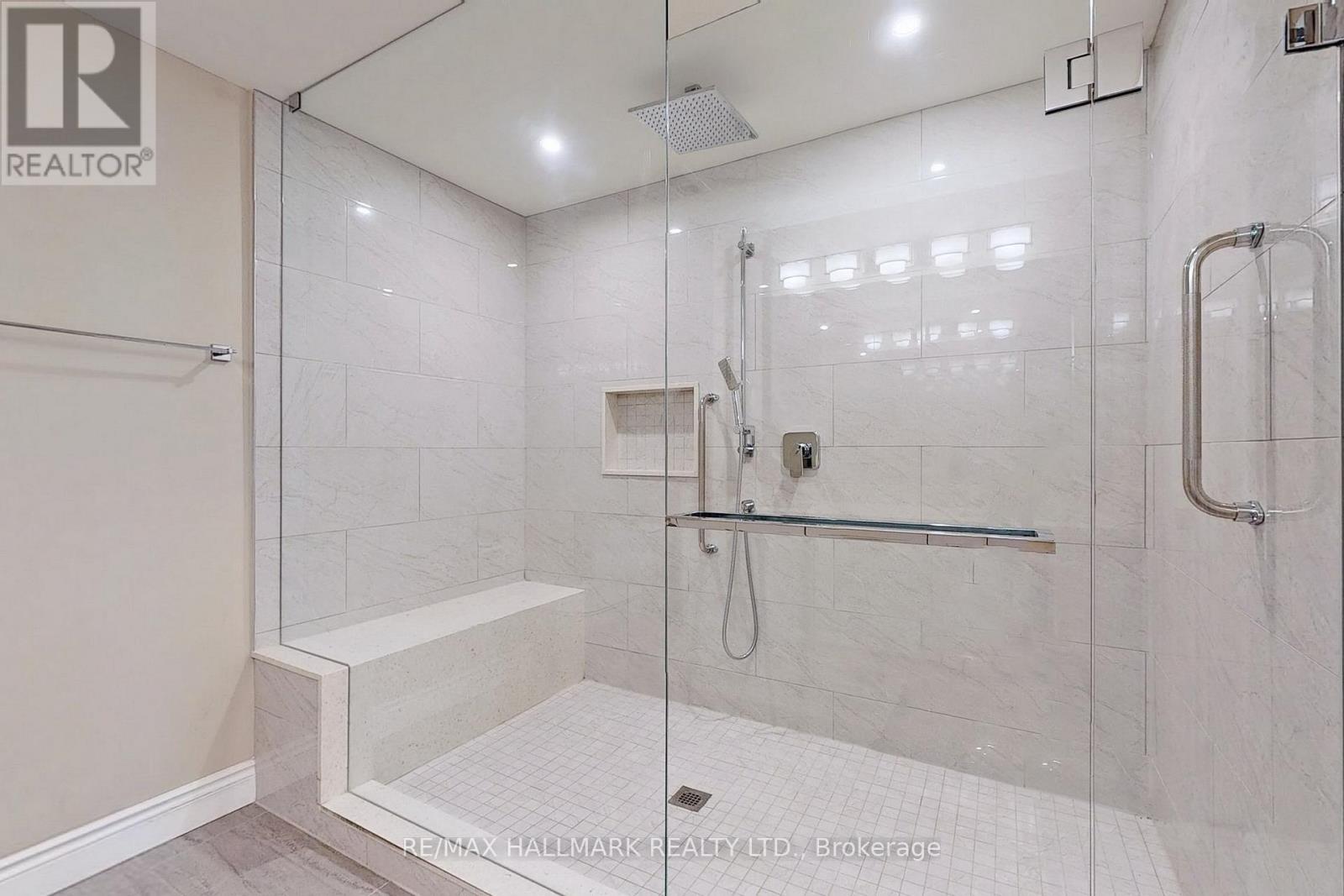 122 - 121 Woodbridge Avenue, Vaughan, Ontario  L4L 9E3 - Photo 17 - N12202336