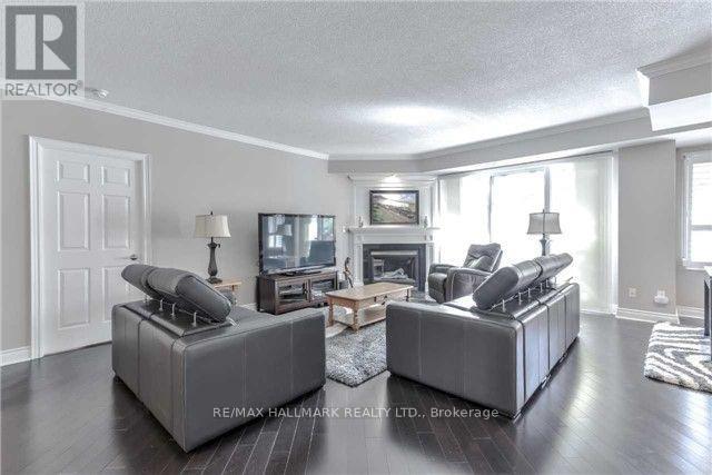 122 - 121 Woodbridge Avenue, Vaughan, Ontario  L4L 9E3 - Photo 3 - N12202336