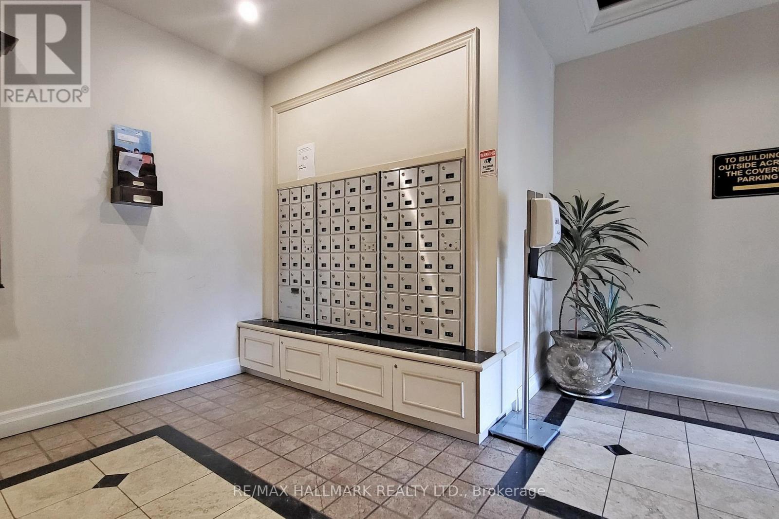 122 - 121 Woodbridge Avenue, Vaughan, Ontario  L4L 9E3 - Photo 30 - N12202336