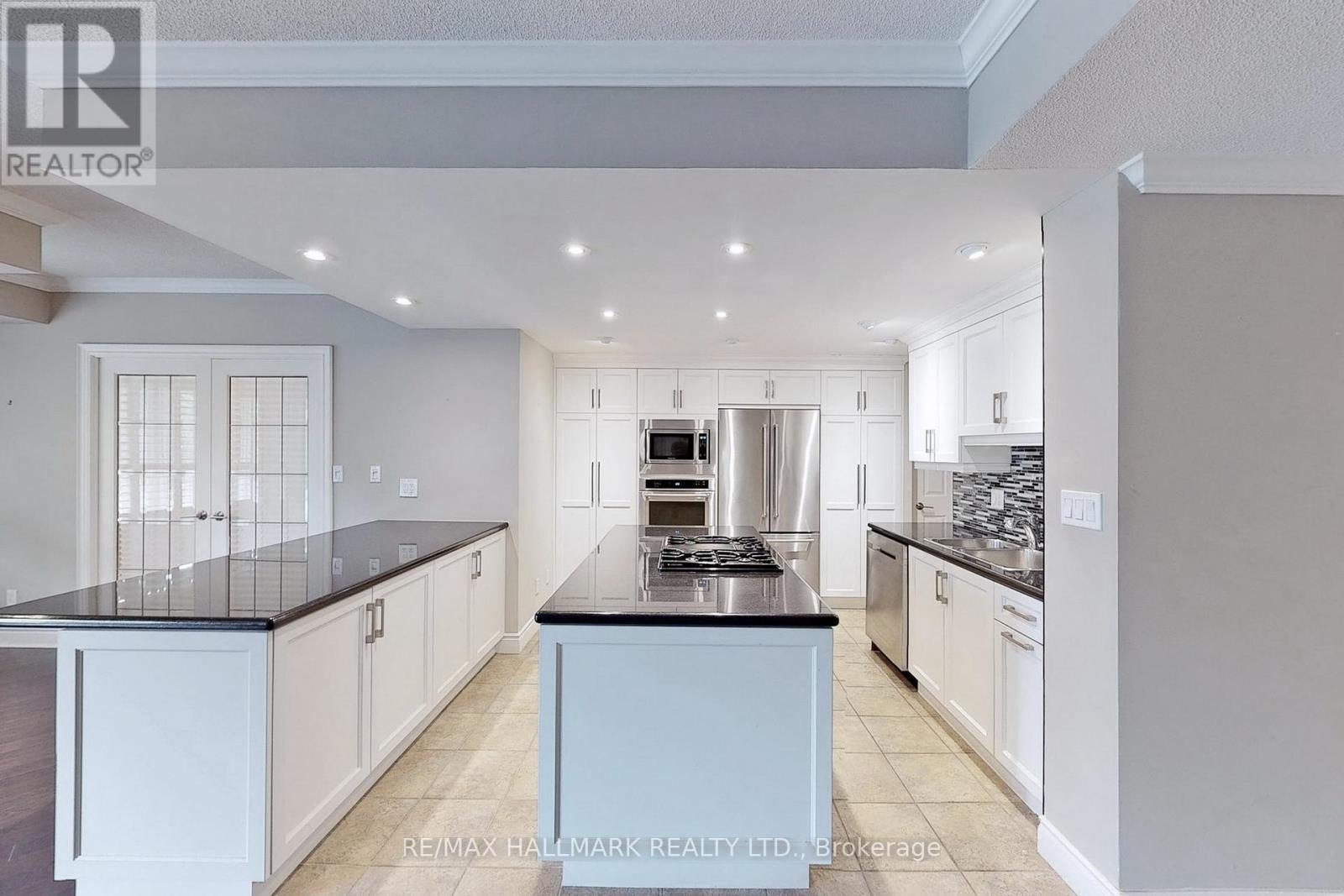 122 - 121 Woodbridge Avenue, Vaughan, Ontario  L4L 9E3 - Photo 5 - N12202336