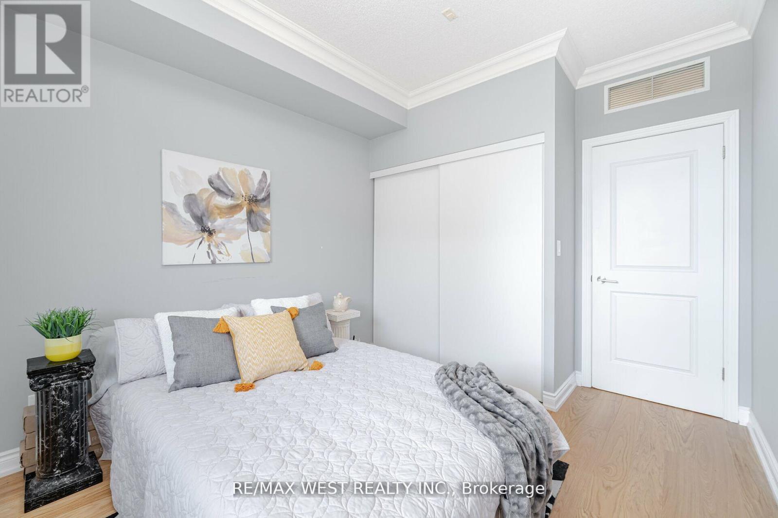 509 - 281 Woodbridge Avenue, Vaughan, Ontario  L4L 0C6 - Photo 16 - N12202339