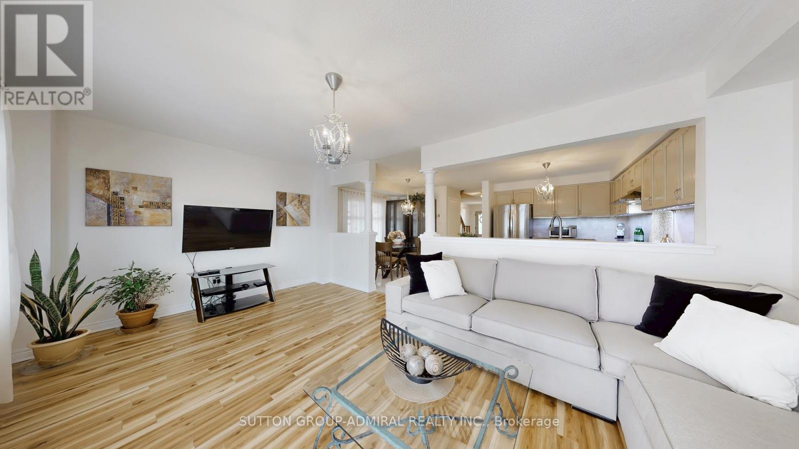 7 Rockview Gardens, Vaughan (Concord), Ontario  L4K 4W4 - Photo 17 - N12202349