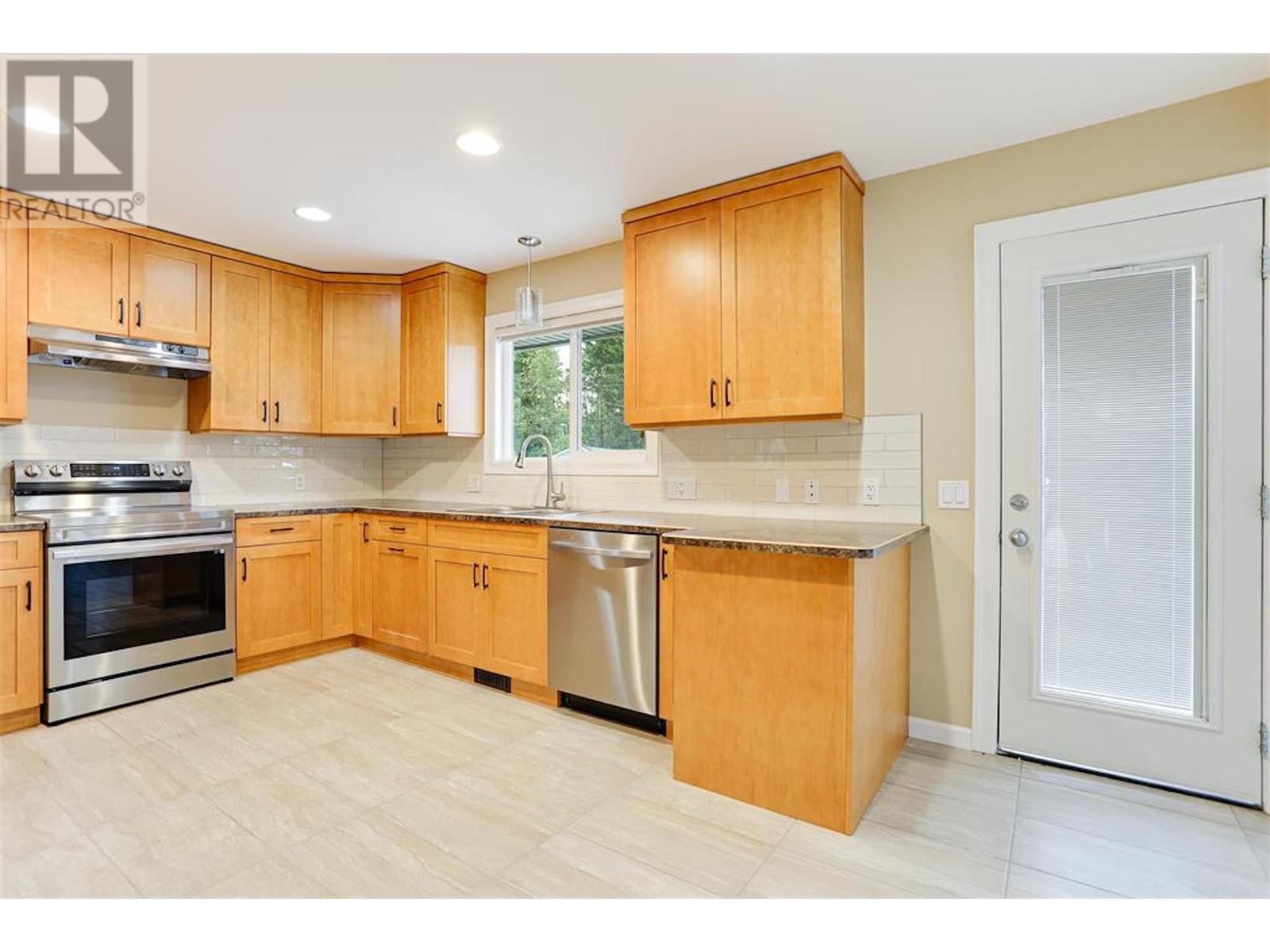 Property at 1461 CORMORANT AVENUE image 2