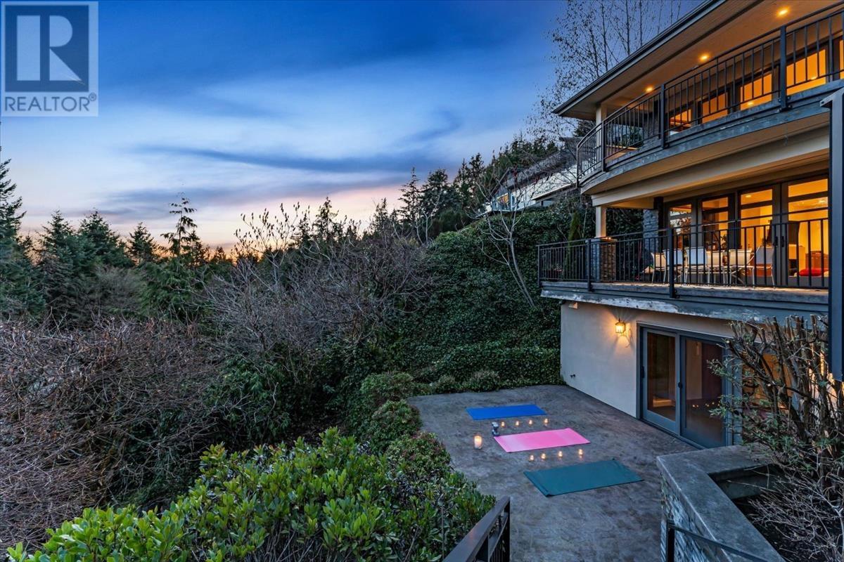 1125 Groveland Court, West Vancouver, British Columbia  V7S 1Z7 - Photo 31 - R2985873