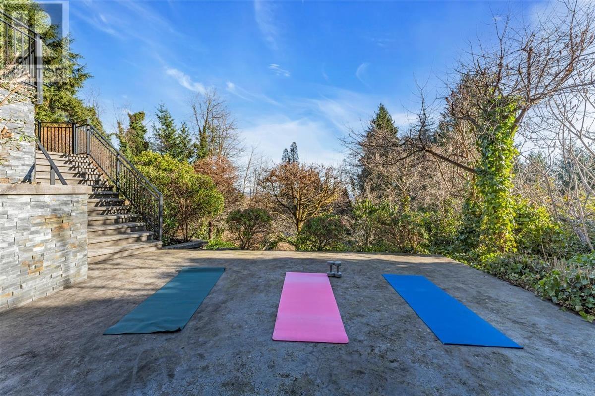 1125 Groveland Court, West Vancouver, British Columbia  V7S 1Z7 - Photo 29 - R2985873