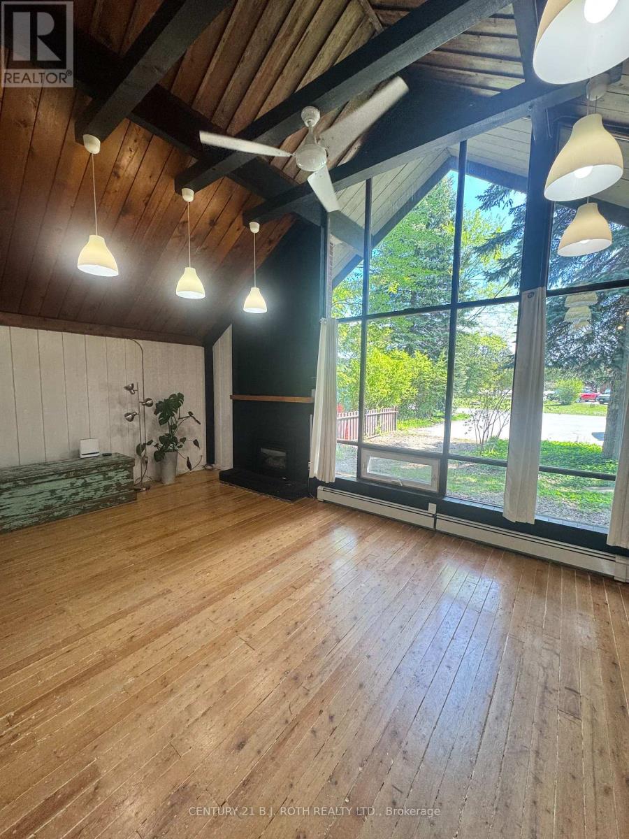 110 Albert Street, Collingwood, Ontario  L9Y 3Y2 - Photo 6 - S12202252