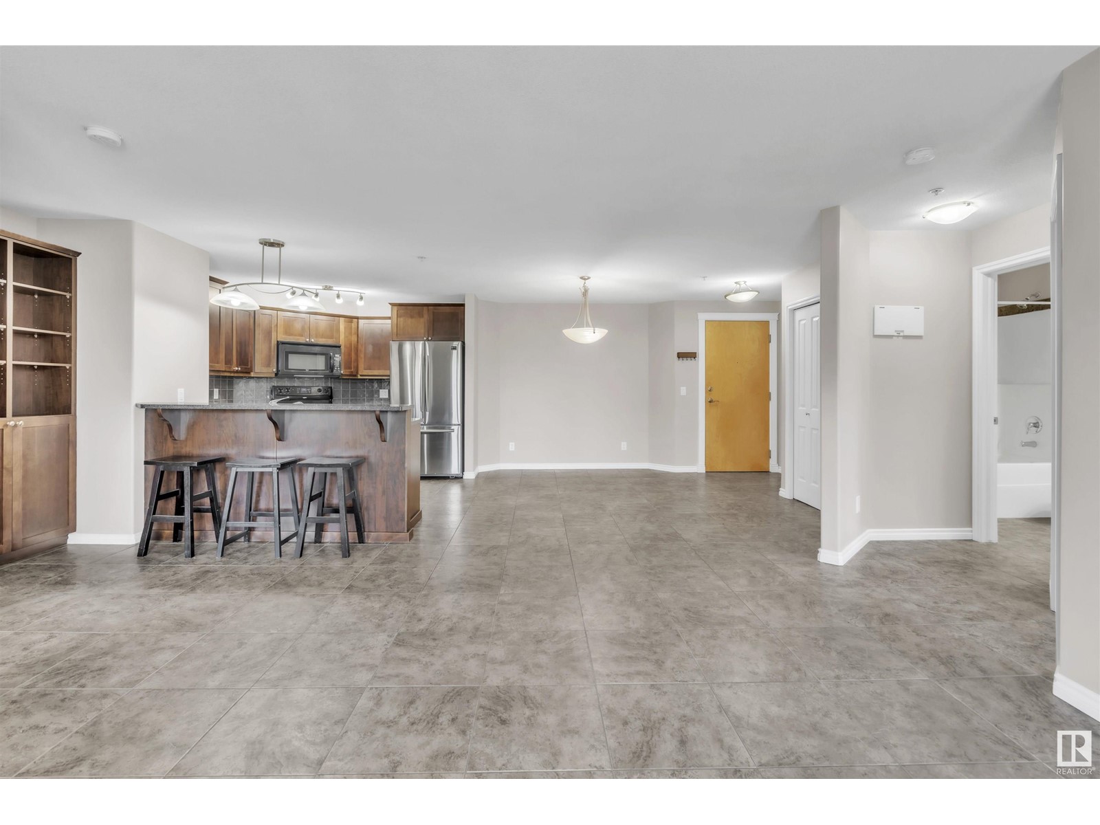 3303 901 16 St, Cold Lake, Alberta  T9M 0C3 - Photo 7 - E4432230