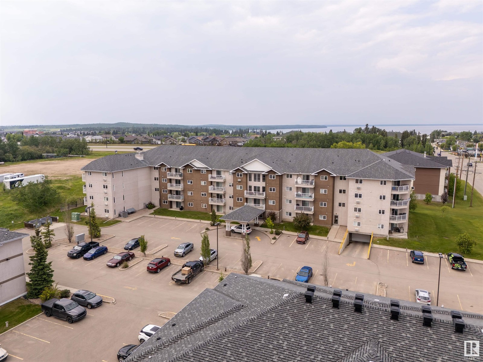 3303 901 16 St, Cold Lake, Alberta  T9M 0C3 - Photo 1 - E4432230