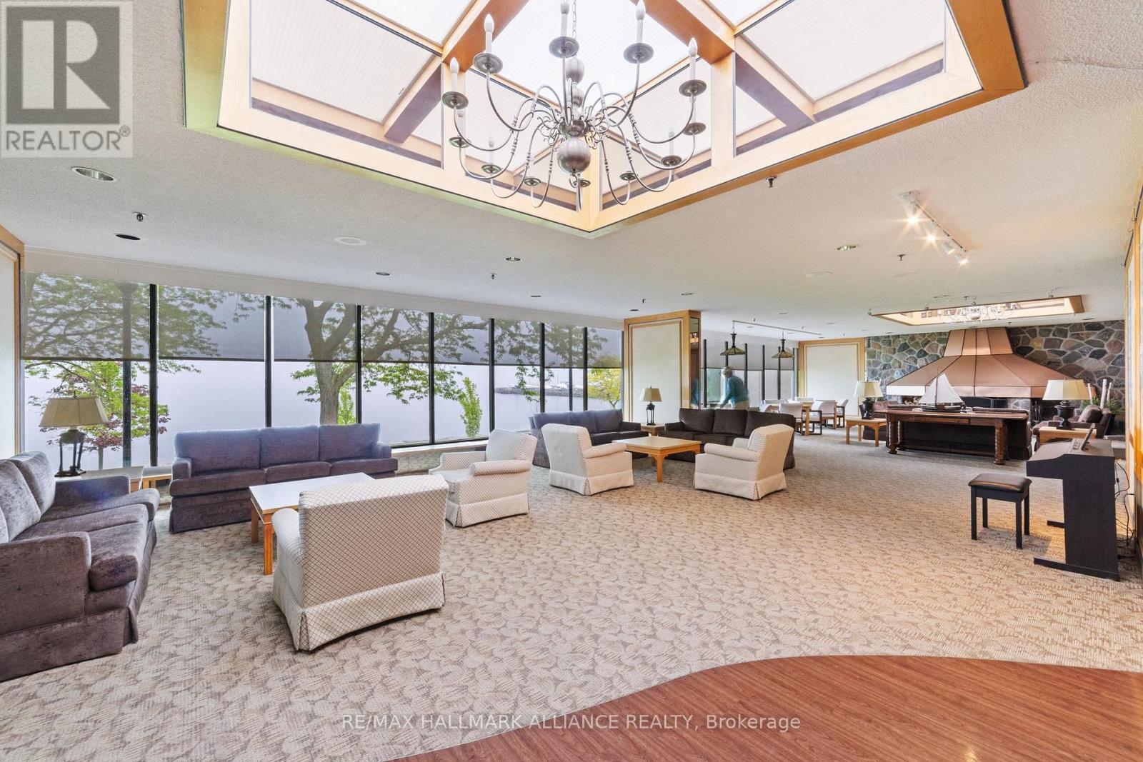 Ph6 - 2180 Marine Dr Drive, Oakville, Ontario  L6L 5V2 - Photo 36 - W12202230