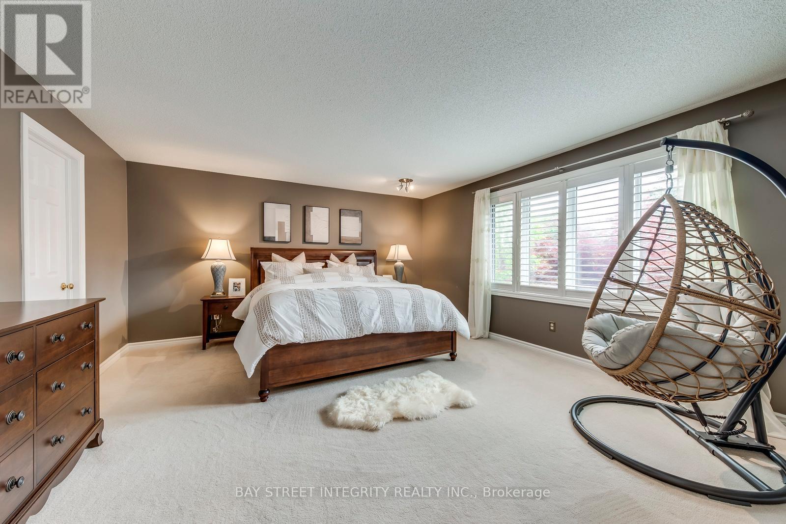 1054 Summit Ridge Drive, Oakville, Ontario  L6M 3K9 - Photo 26 - W12202264