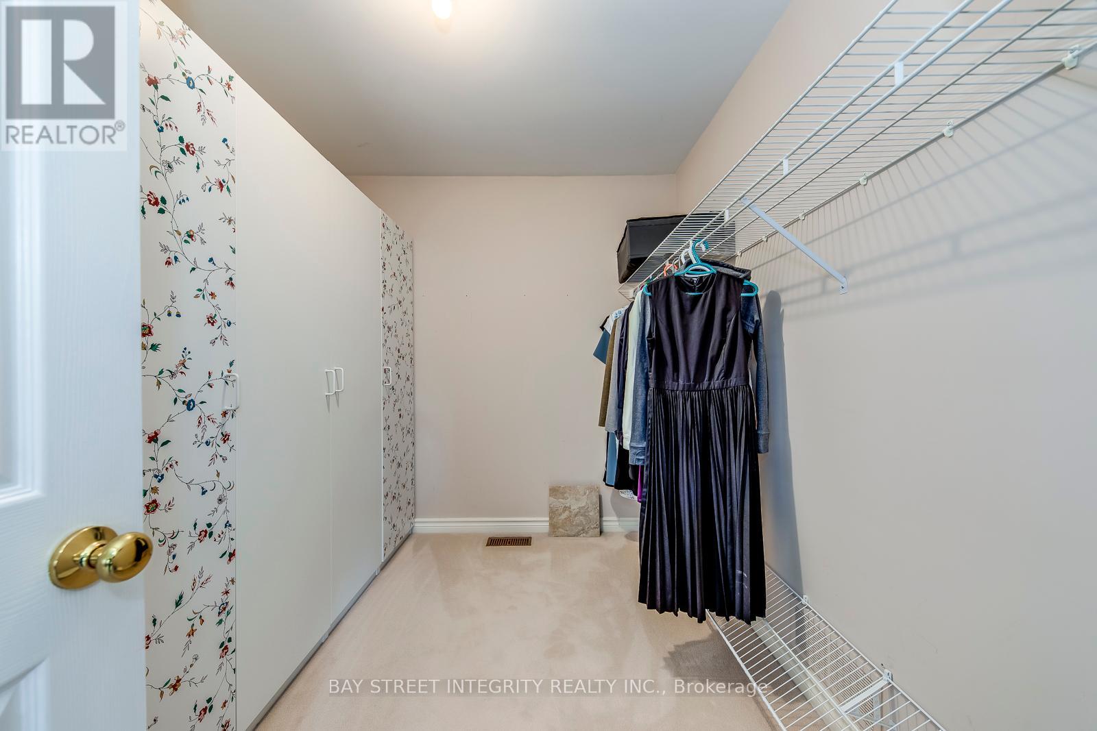 1054 Summit Ridge Drive, Oakville, Ontario  L6M 3K9 - Photo 28 - W12202264