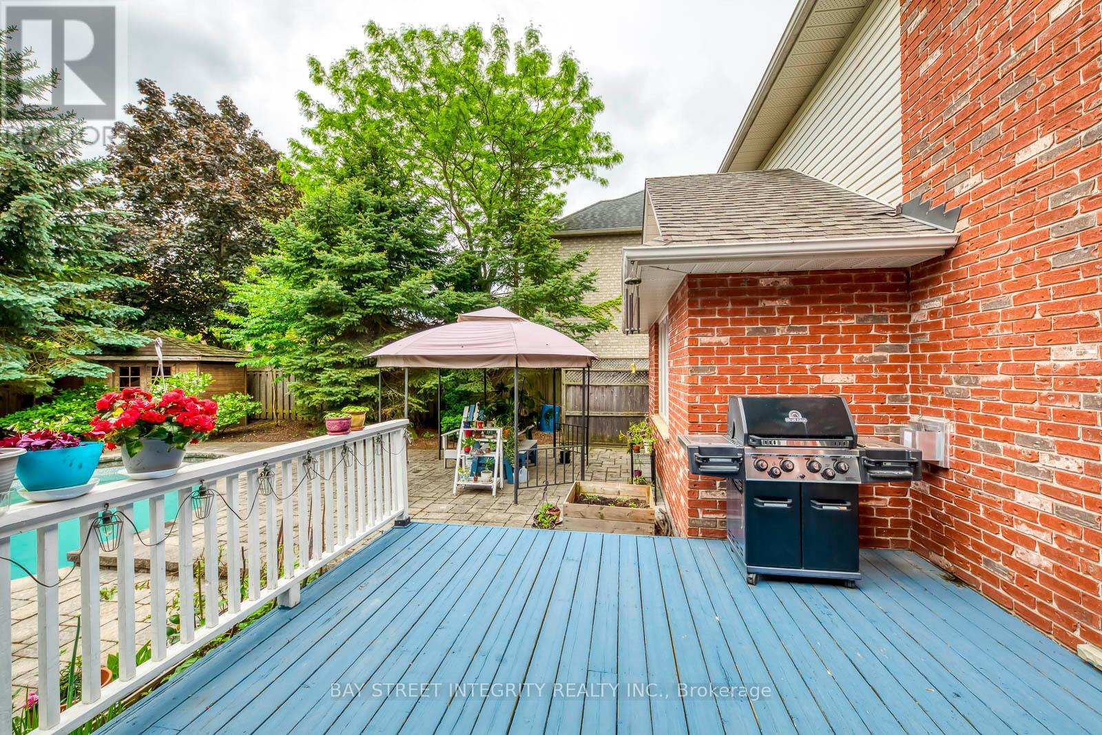 1054 Summit Ridge Drive, Oakville, Ontario  L6M 3K9 - Photo 40 - W12202264