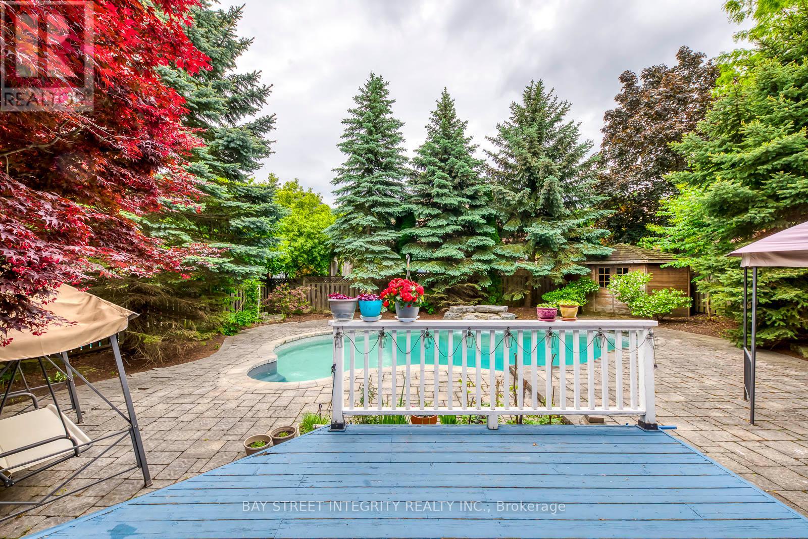 1054 Summit Ridge Drive, Oakville, Ontario  L6M 3K9 - Photo 41 - W12202264