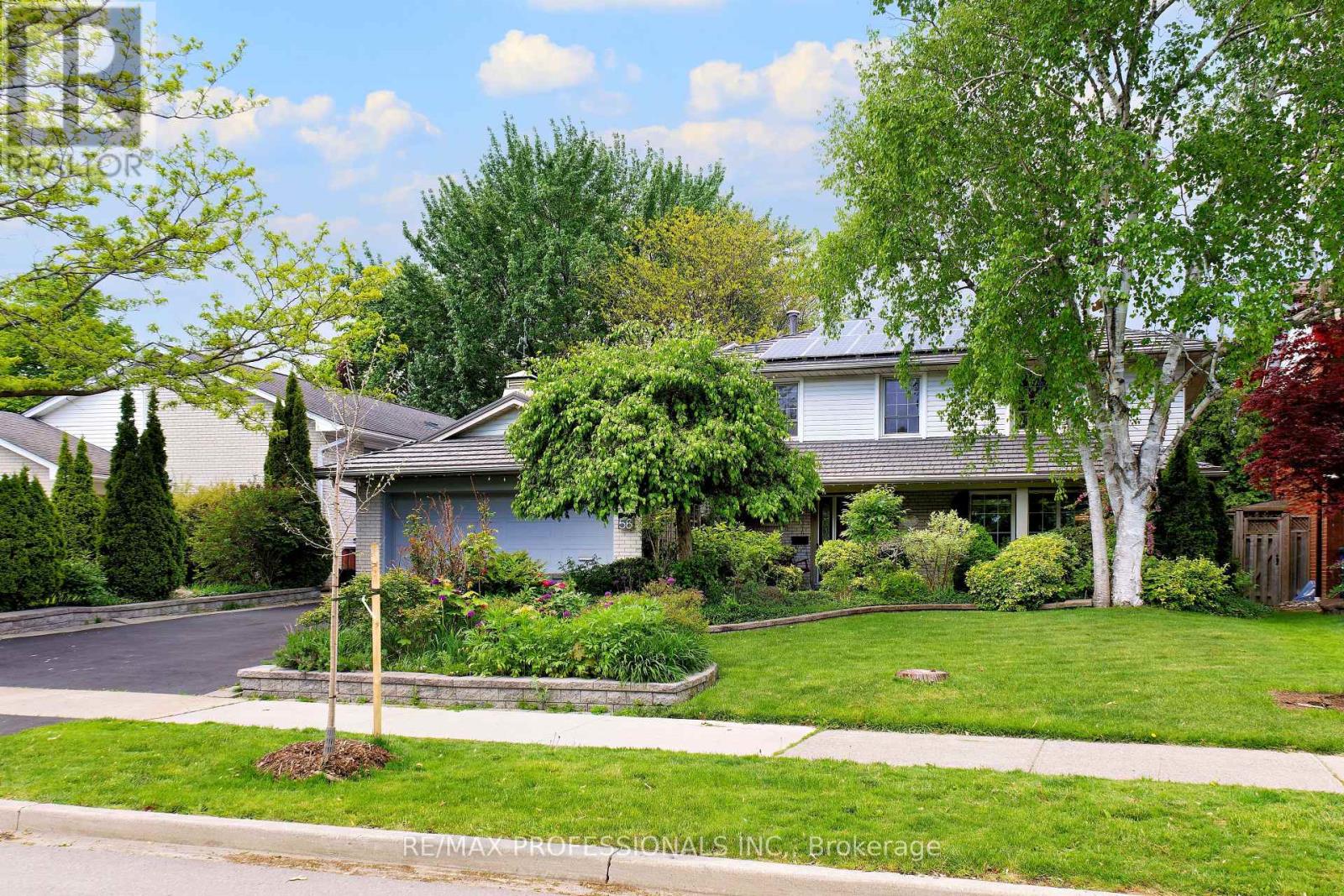 56 Silverthorne Bush Drive, Toronto, Ontario  M9C 2X8 - Photo 3 - W12202283