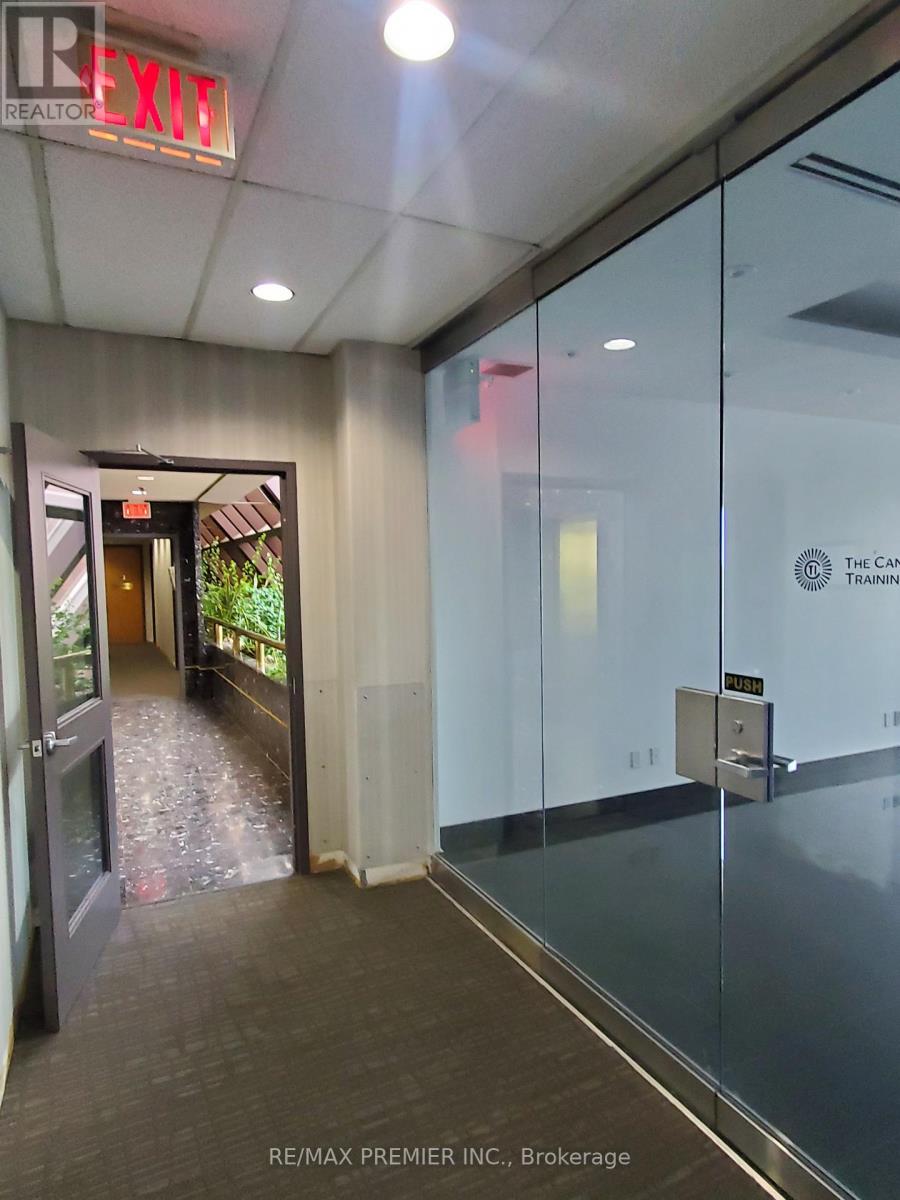 500a - 3200 Dufferin Street, Toronto, Ontario  M6A 2T3 - Photo 16 - W12202353