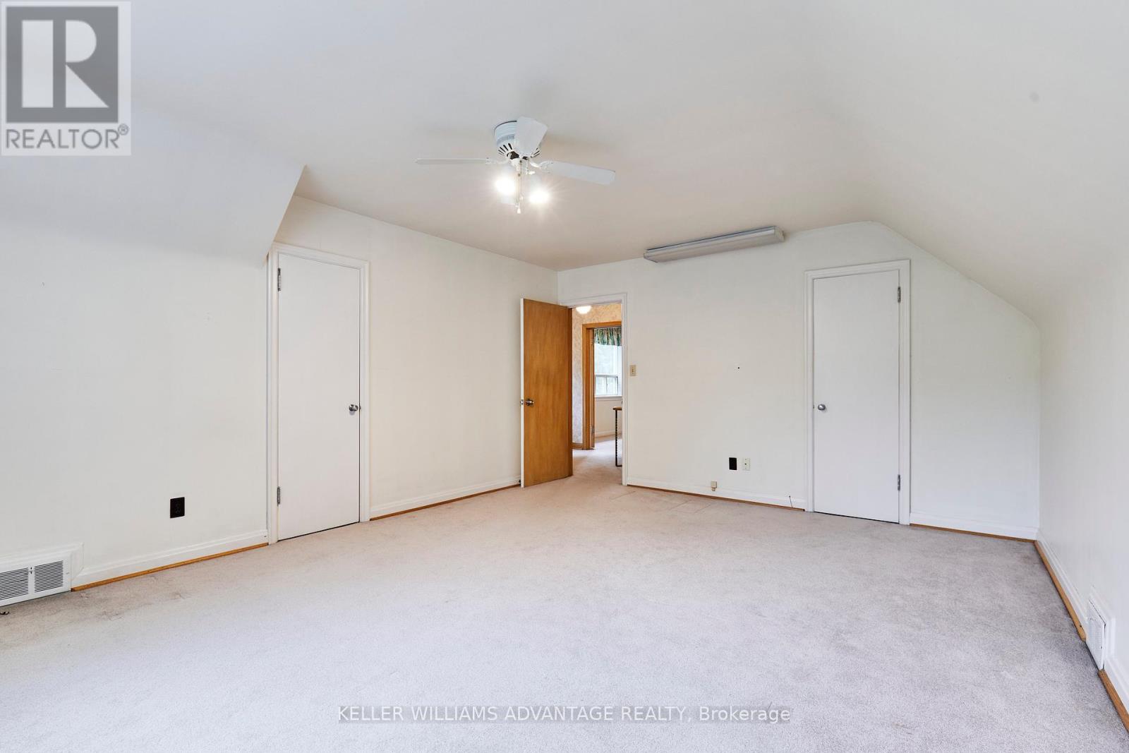8 Hilldowntree Road, Toronto, Ontario  M9A 2Z5 - Photo 13 - W12202359