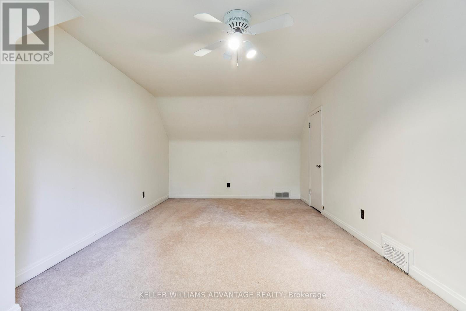 8 Hilldowntree Road, Toronto, Ontario  M9A 2Z5 - Photo 15 - W12202359