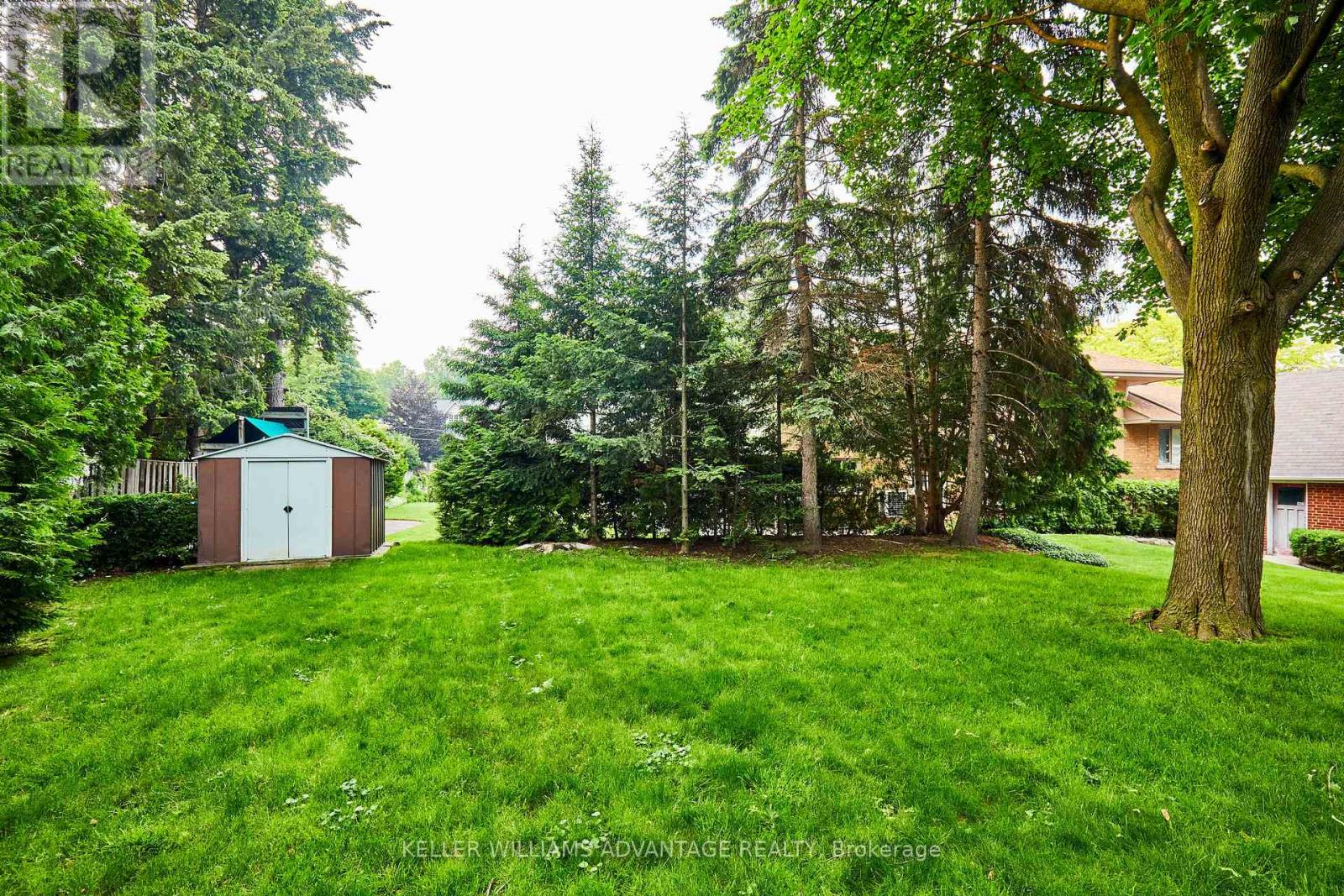 8 Hilldowntree Road, Toronto, Ontario  M9A 2Z5 - Photo 24 - W12202359
