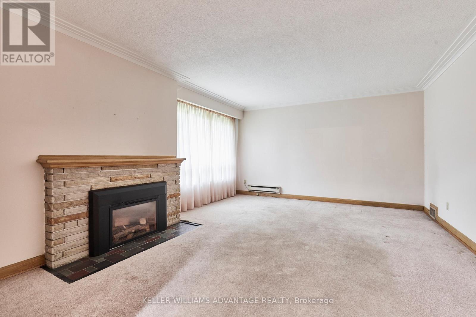 8 Hilldowntree Road, Toronto, Ontario  M9A 2Z5 - Photo 3 - W12202359
