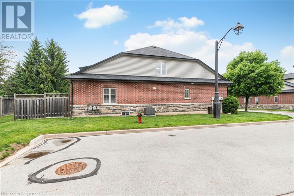 Property at 114 TOULON Avenue image 4