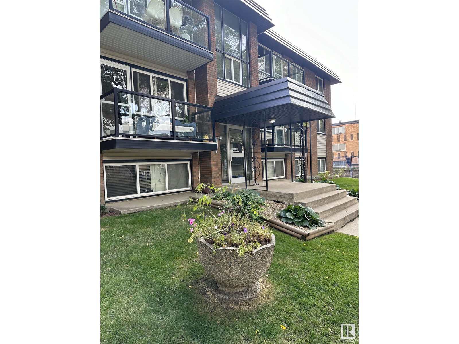 Property at #106 10125 83 AV NW image 4