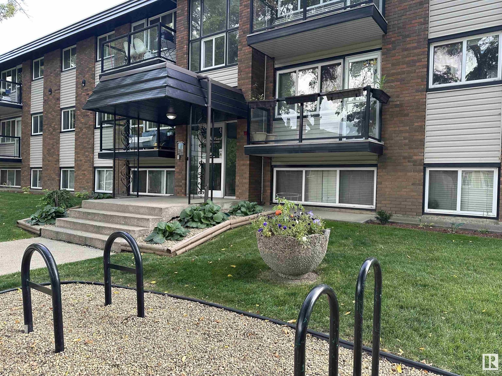 Property at #106 10125 83 AV NW image 3