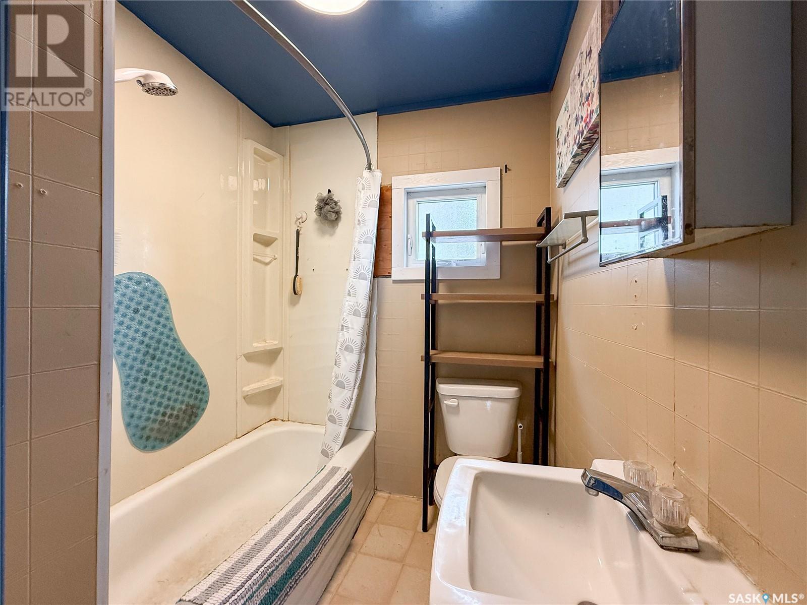 102 Wayne Street, Abbey, Saskatchewan  S0N 0A0 - Photo 17 - SK008624