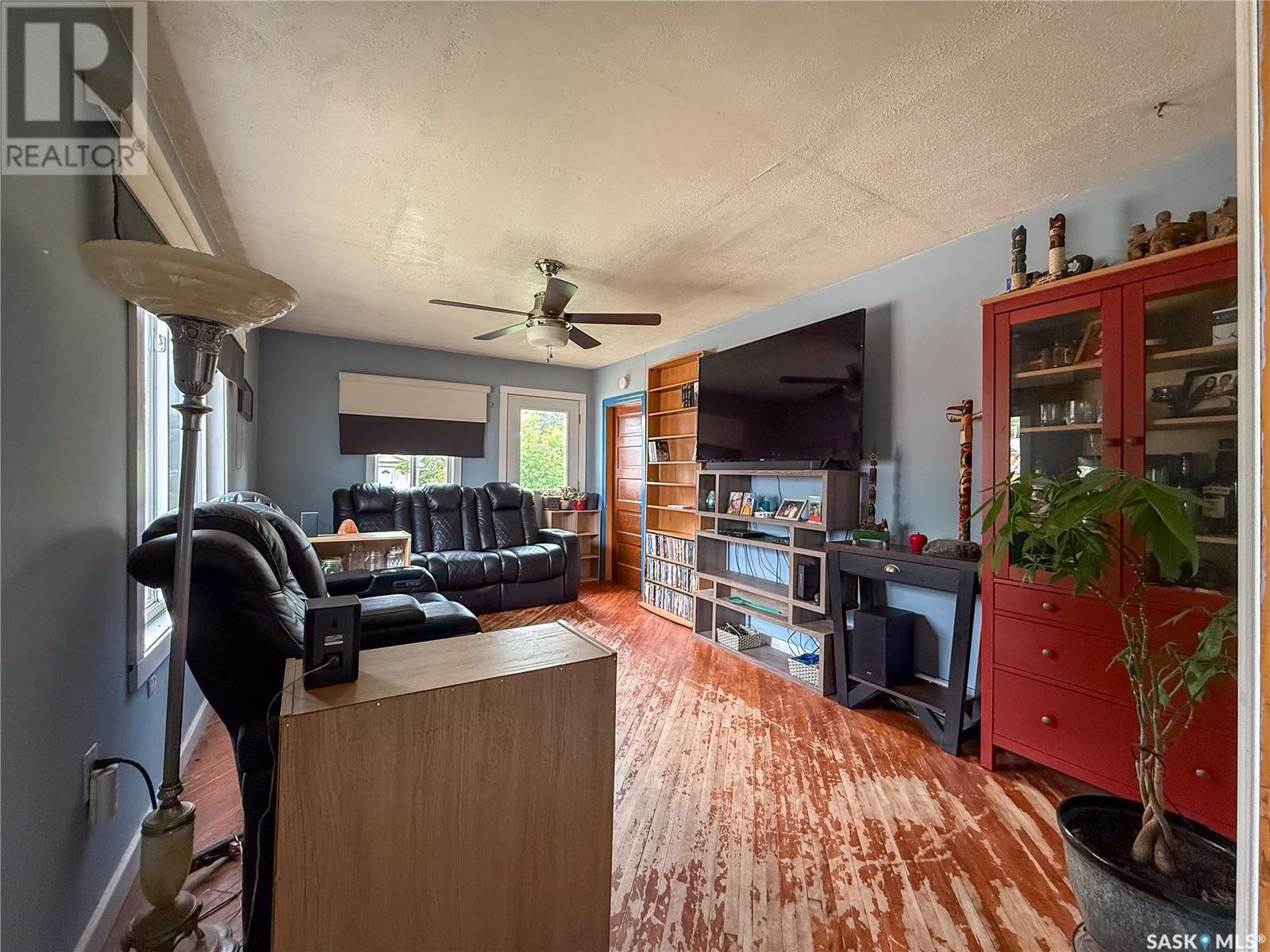 102 Wayne Street, Abbey, Saskatchewan  S0N 0A0 - Photo 6 - SK008624