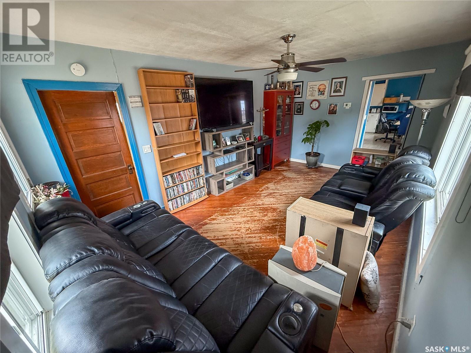 102 Wayne Street, Abbey, Saskatchewan  S0N 0A0 - Photo 7 - SK008624