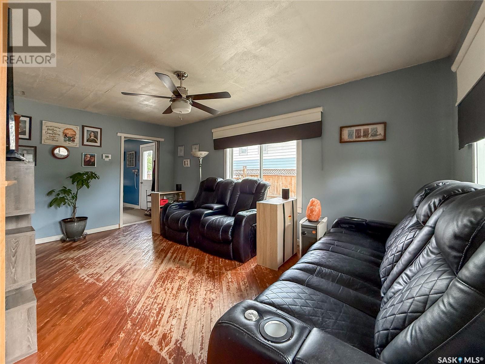102 Wayne Street, Abbey, Saskatchewan  S0N 0A0 - Photo 8 - SK008624